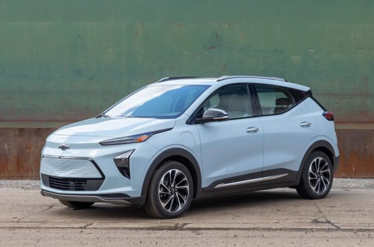 2027 Chevrolet Bolt EUV Features