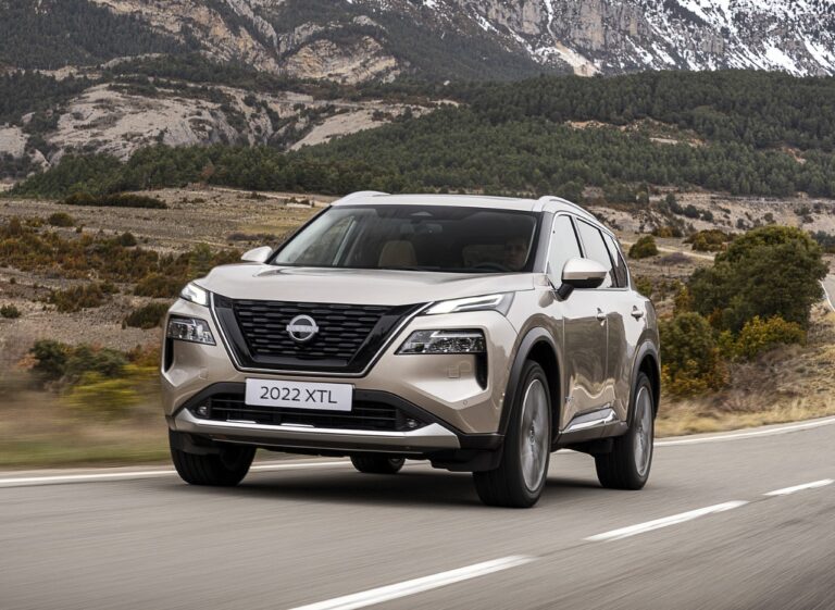 2027 Nissan X-Trail Redesign