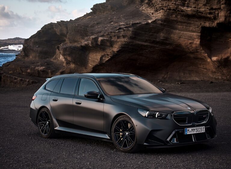 2027 BMW M5 Touring Performance