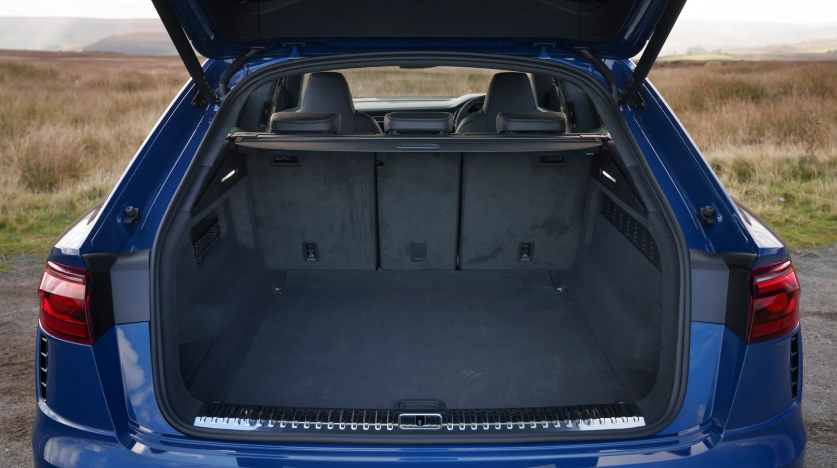 2027 Audi RSQ8 Dimensions