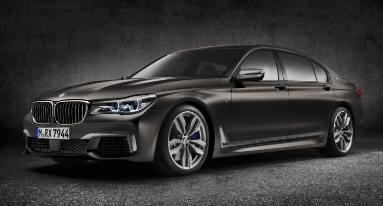 2027 BMW M760Li xDrive Review