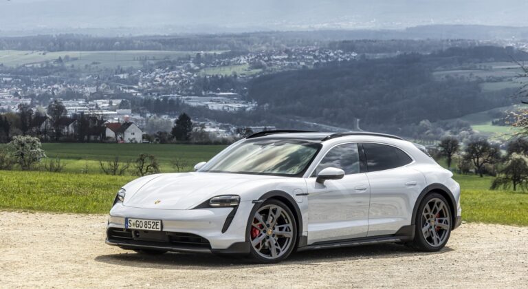 2027 Porsche Taycan 4 Price
