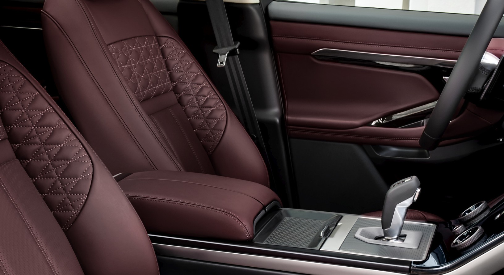 2027 Range Rover Evoque Features