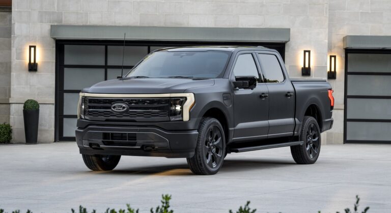 2027 Ford F-150 Lightning Platinum Black Price