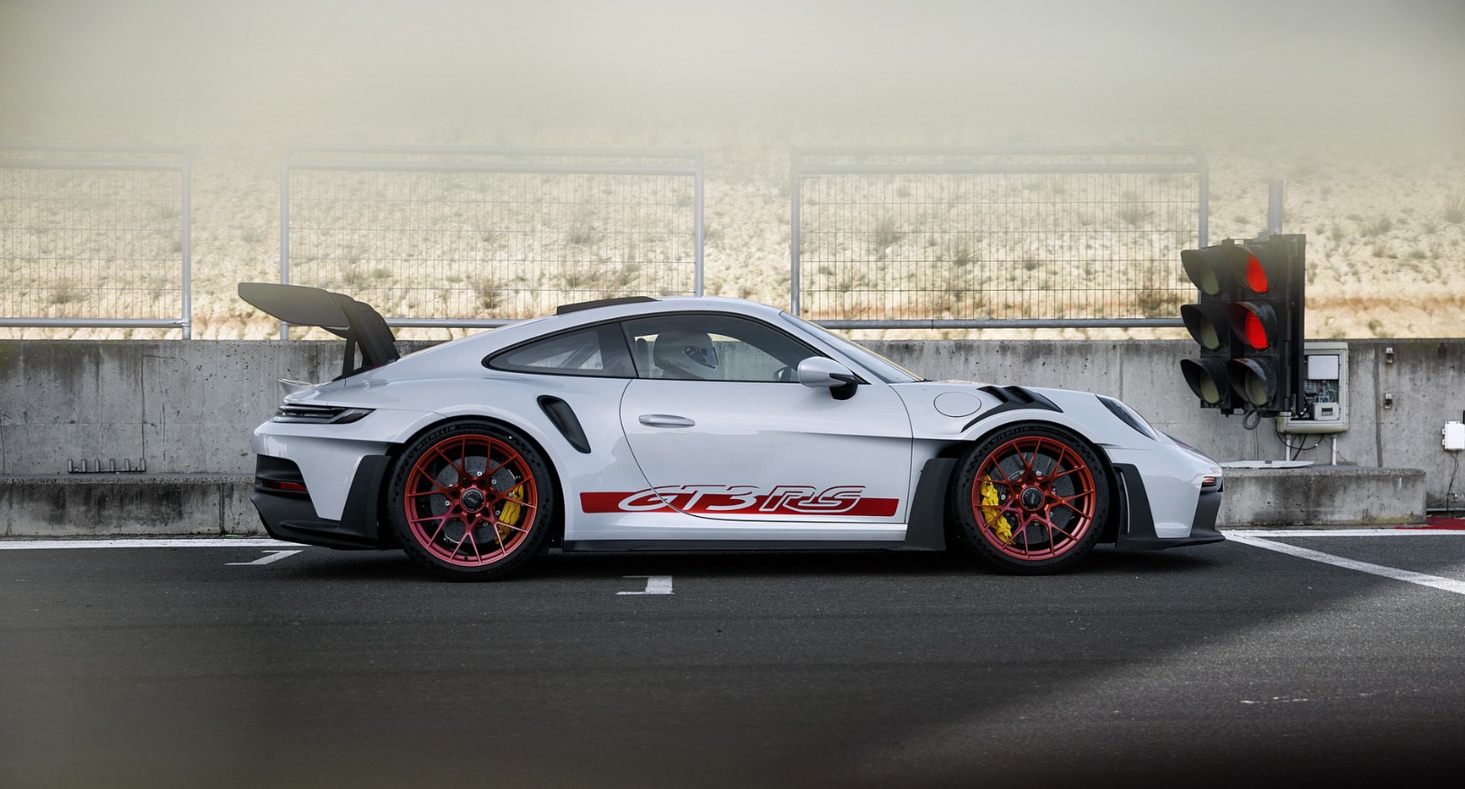 2027 Porsche 911 GT3 RS Specs