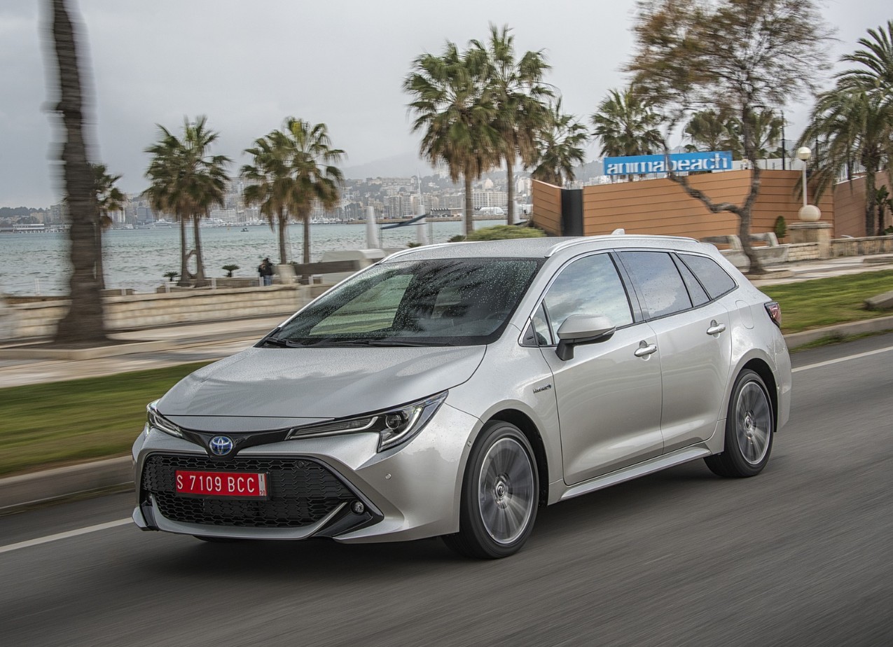 2027 Toyota Corolla Touring Sports Features