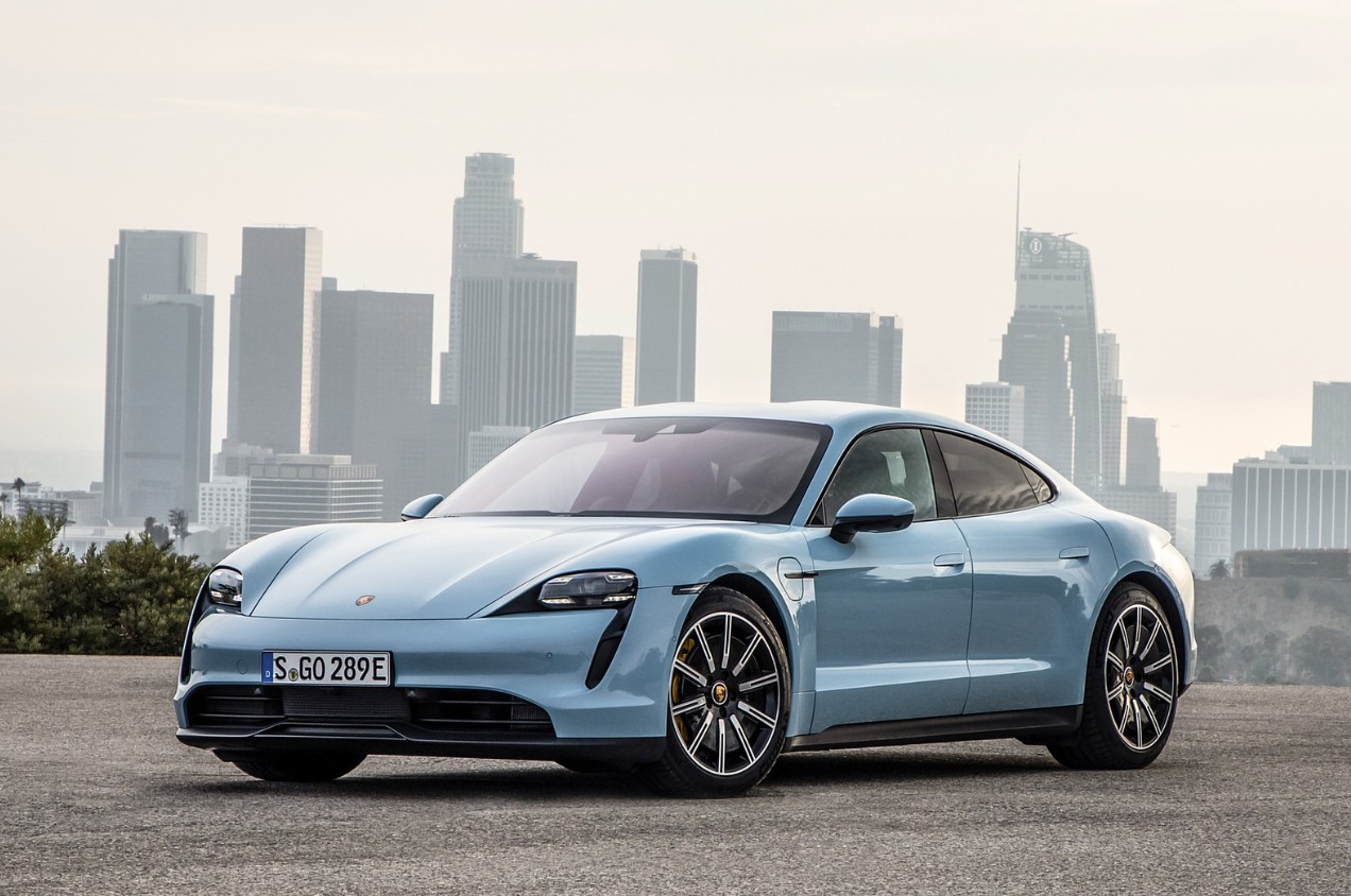 2027 Porsche Taycan 4S Specs