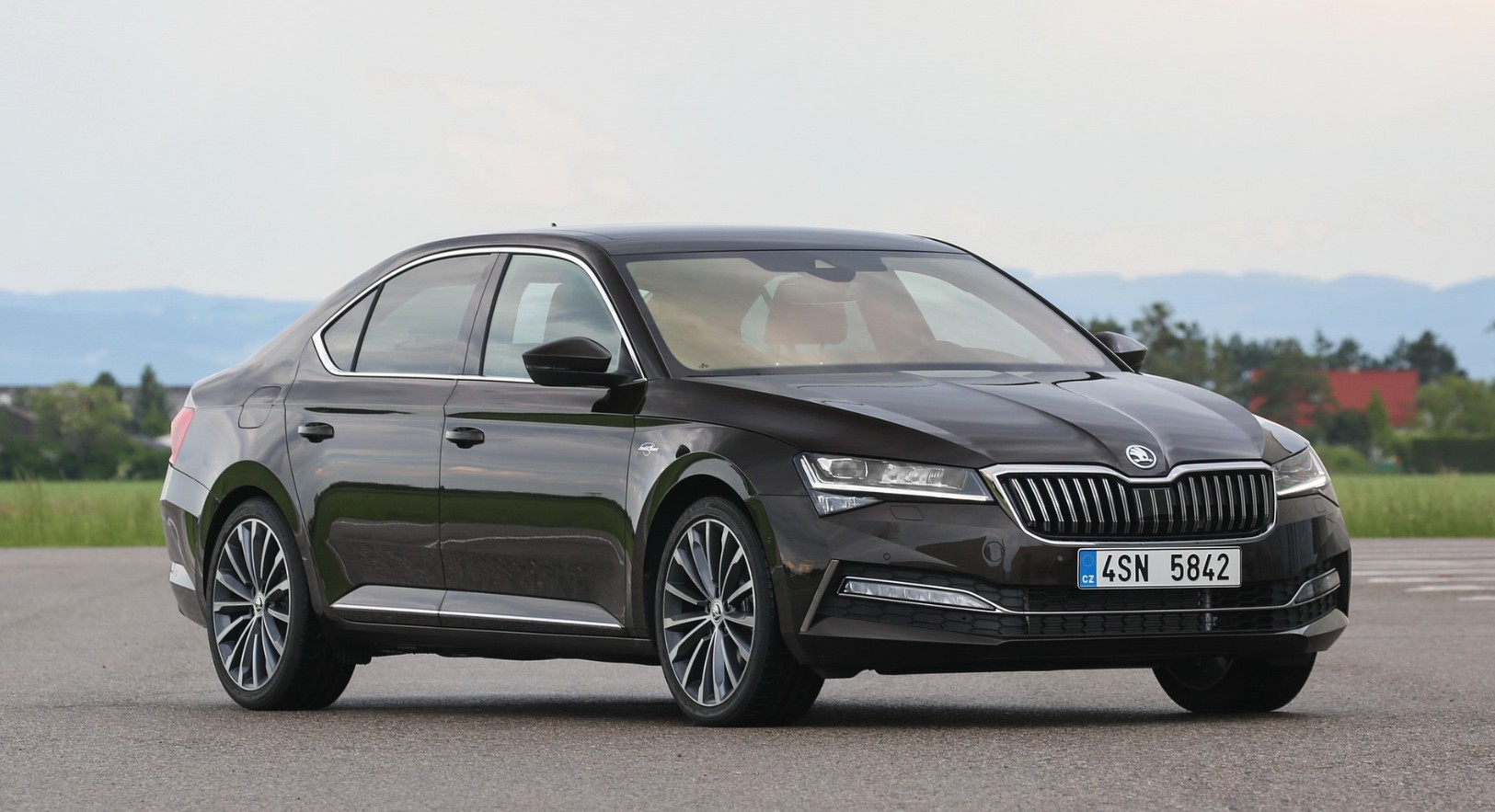 2027 Skoda Superb Features
